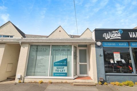 Land to rent, New Milton