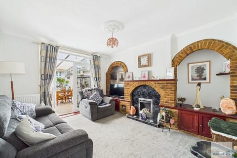 3 bedroom end of terrace house for sale, Farfield Avenue, Beeston