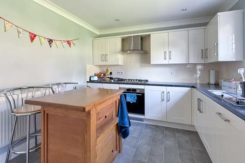 4 bedroom detached house for sale, Lacock Gardens, Hilperton