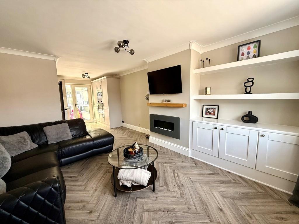 8 breckbank lounge