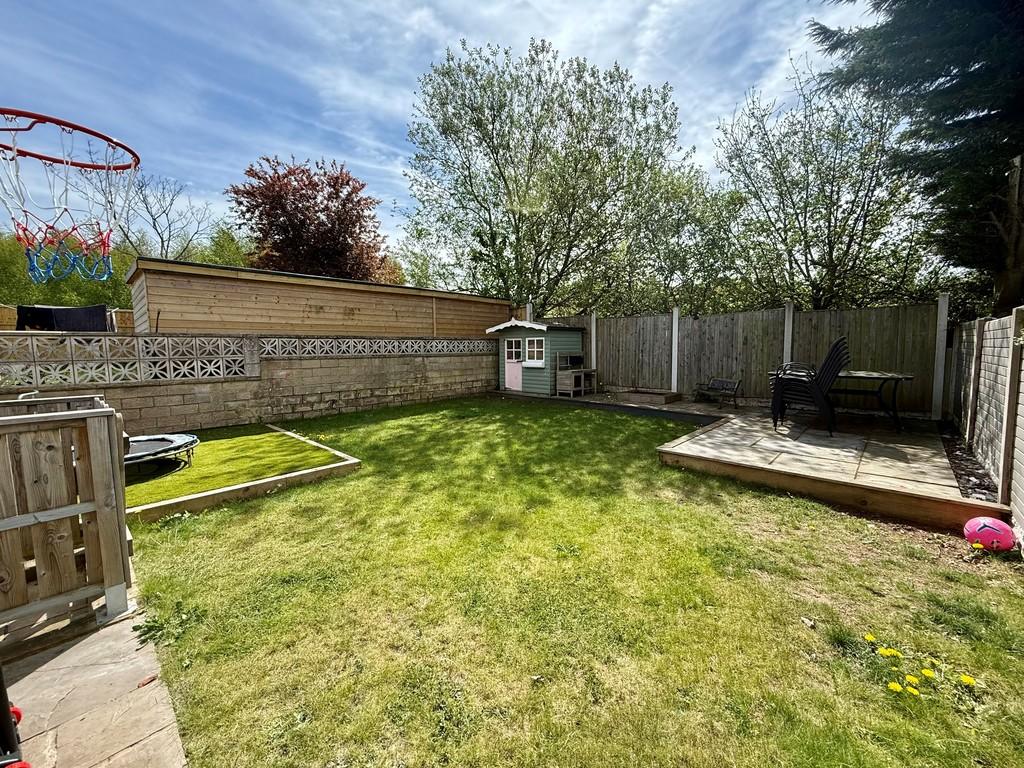 8 breck bank garden 1