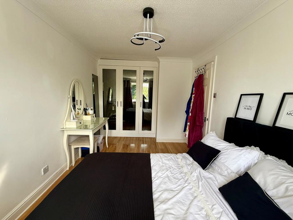 8 breck bank bed 1 (1)