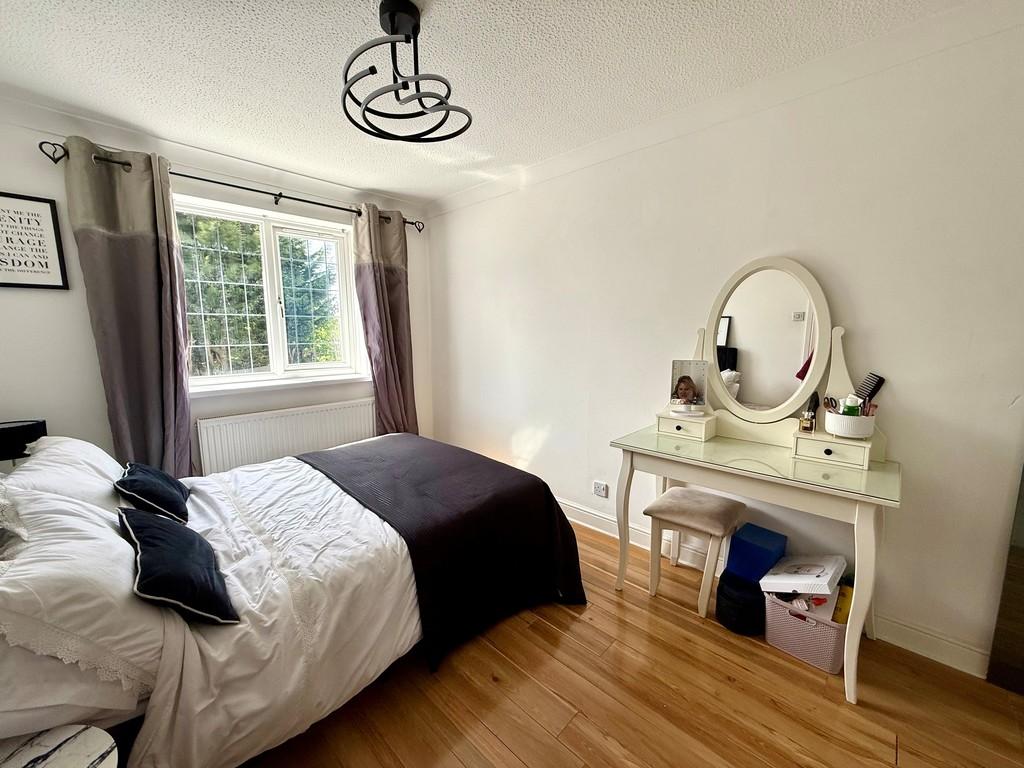8 breck bank bed 1