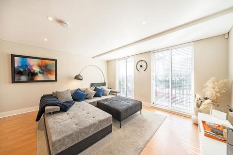 2 bedroom flat to rent, Owen Street, London EC1V