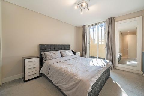2 bedroom flat to rent, Owen Street, London EC1V