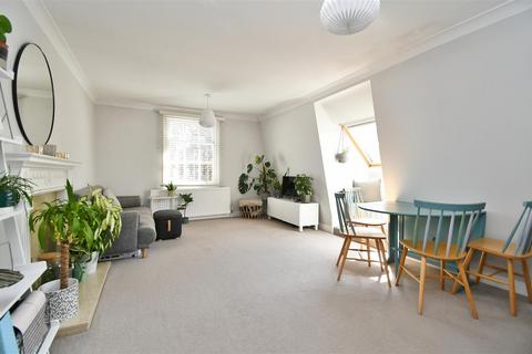 1 bedroom flat for sale, Beauchamp Hill, Leamington Spa