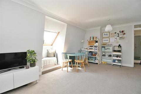 1 bedroom flat for sale, Beauchamp Hill, Leamington Spa