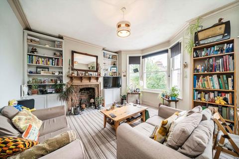 3 bedroom flat for sale, Shalimar Road, London W3
