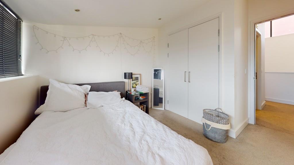 Bedroom 1 - Angle 2