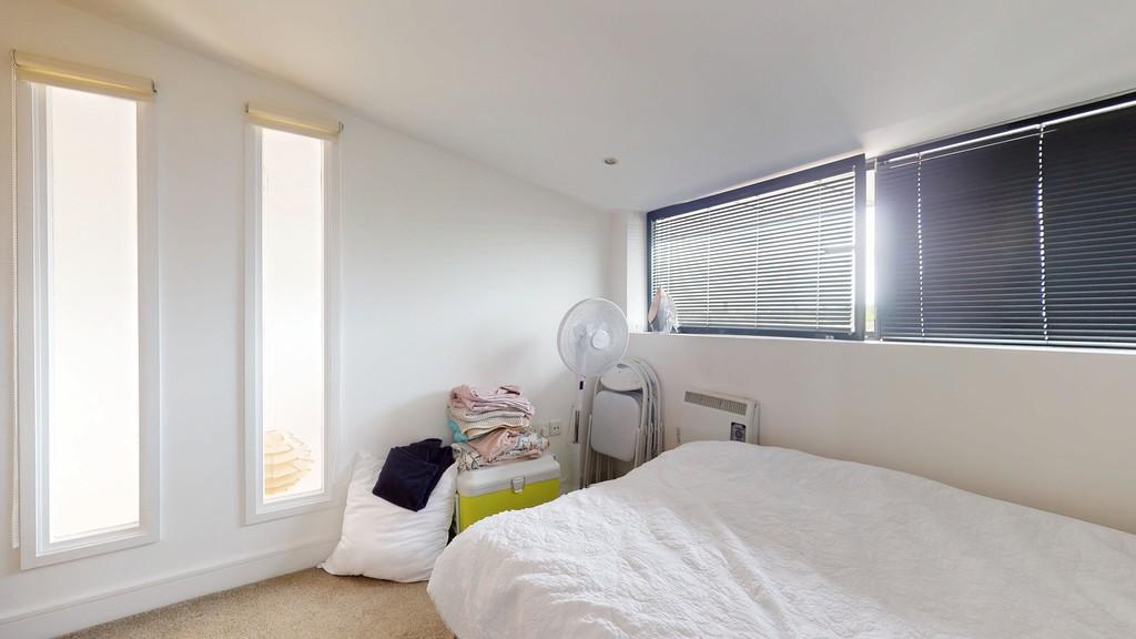 Bedroom 1 - Angle 3