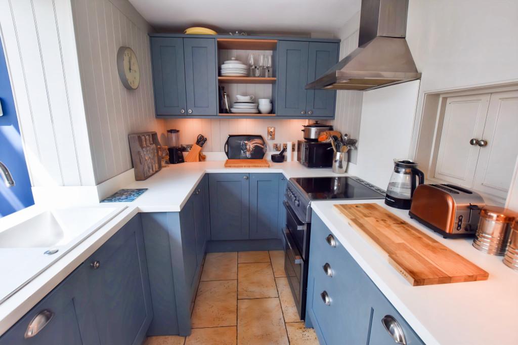Kitchen 1