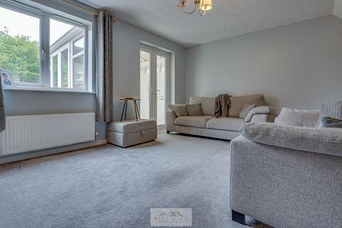 16 Euston Way, Dinnington, Sheffield, S25 3RS