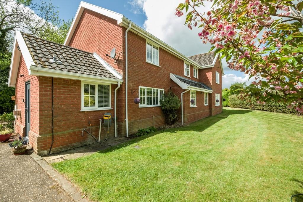 Orchard House-47