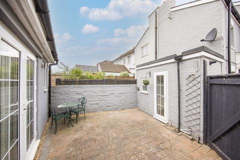 2 bedroom semi-detached house for sale, William Street, Tunbridge Wells