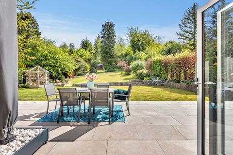 51 Dome Hill, Caterham, CR3 6EF