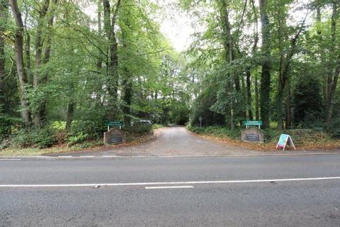 Office to rent, Crawley Hill, West Wellow