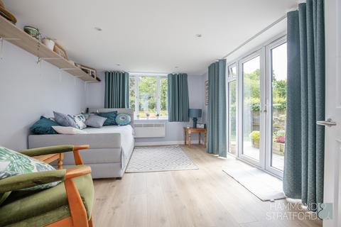 undefined, Haconsfield, Hethersett