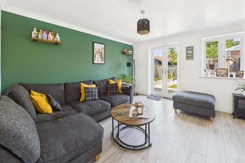 2 bedroom semi-detached house for sale, Goldfinch Walk, Brockworth, Gloucester