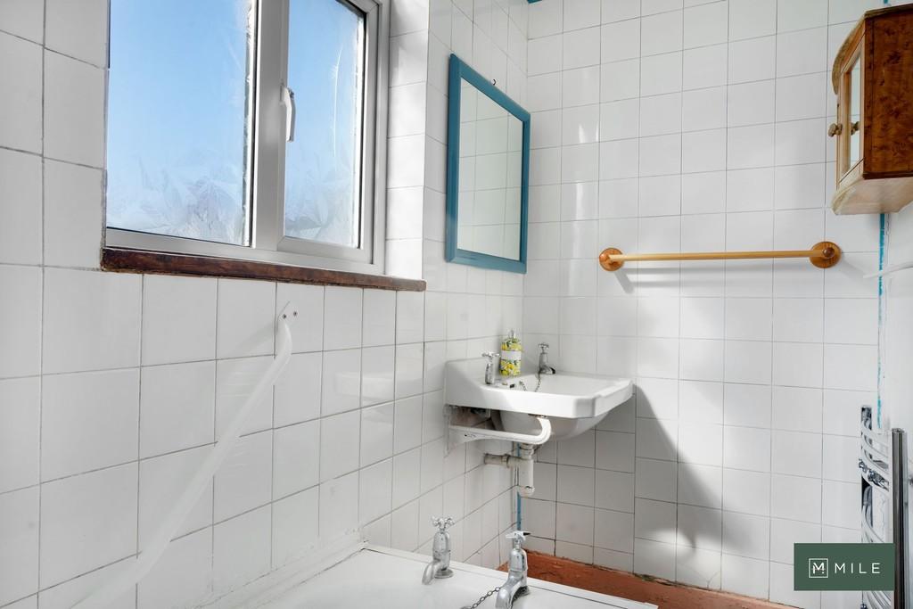 81 Purves Road - uoo Ogay Pbk SQLS6s EW9 A