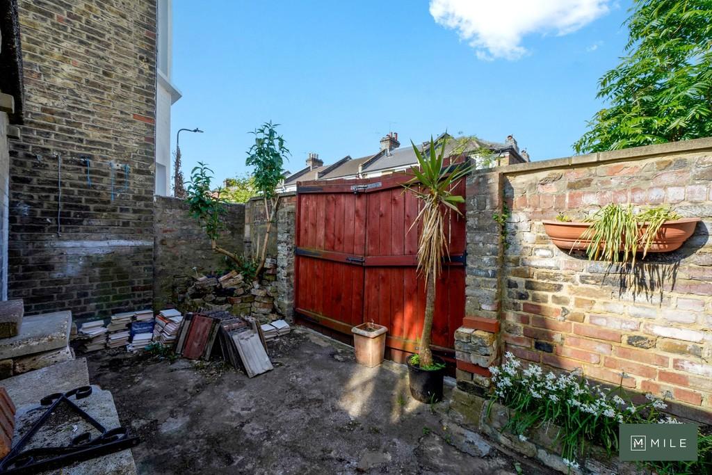 81 Purves Road - g KKnvzm G5v A5 FKIZsiz V