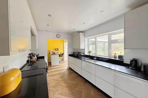 4 bedroom detached house for sale, Highland Road, Kenilworth