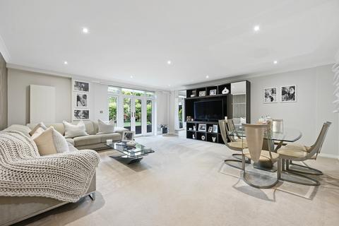 2 bedroom ground floor flat for sale, Uxbridge Road, Harrow