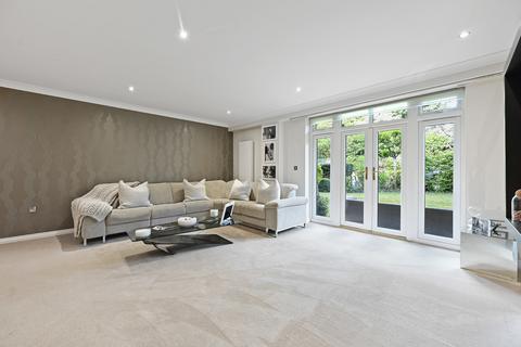 2 bedroom ground floor flat for sale, Uxbridge Road, Harrow
