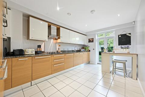 2 bedroom ground floor flat for sale, Uxbridge Road, Harrow