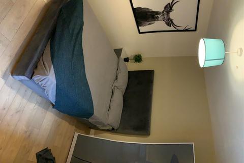 4 bedroom flat to rent, Calvert Terrace, Swansea, SA1