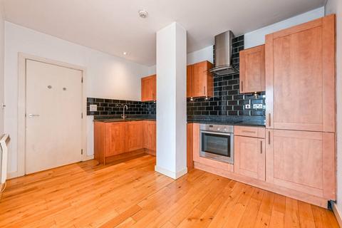 2 bedroom flat for sale, Stoke Newington High Street, Stoke Newington, London, N16
