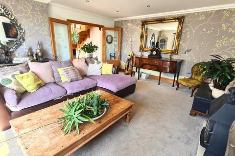 Penhorwood Highcliffe Close, Seaton, EX12 2QA