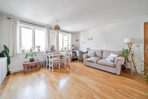 1 bedroom flat for sale, Horn Lane, Acton, London, W3
