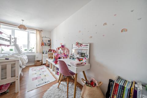 1 bedroom flat for sale, Horn Lane, Acton, London, W3