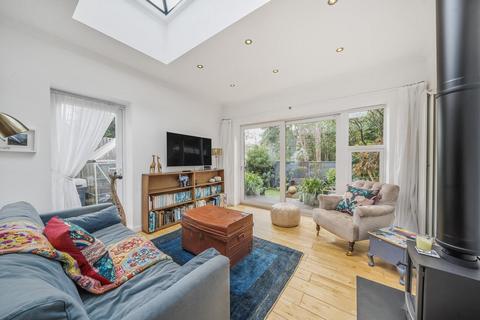 30 Hervey Road, London, SE3 8BS