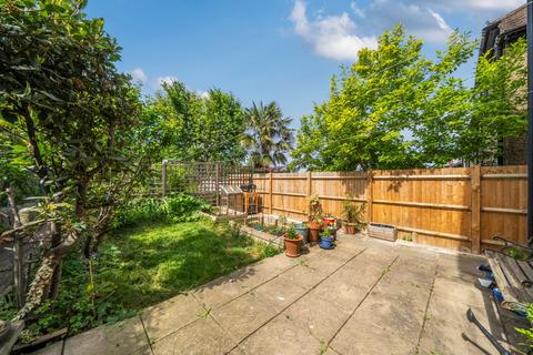 2 bedroom maisonette for sale, Underhill Road, East Dulwich, London, SE22