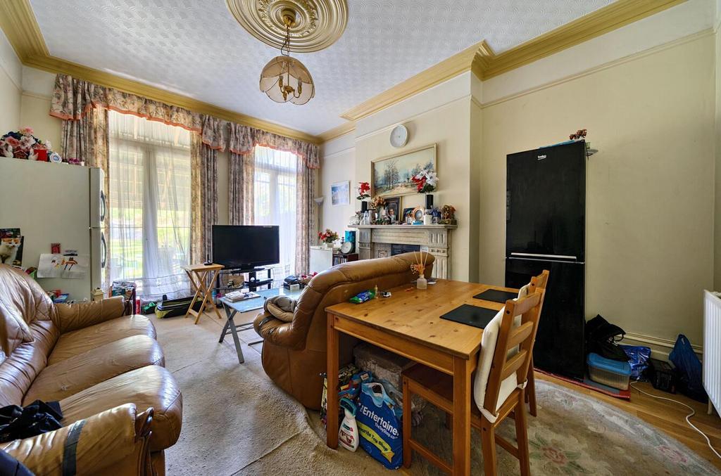 Dining Room.jpg