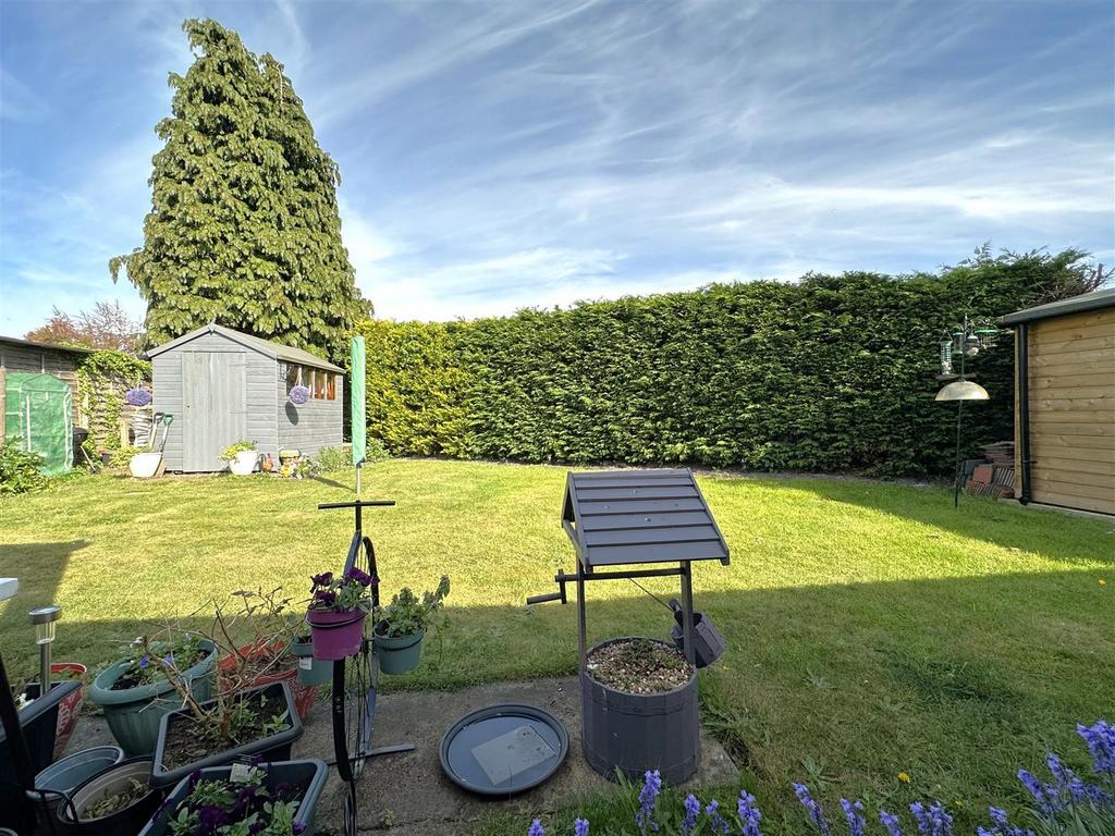 Rear Garden 672