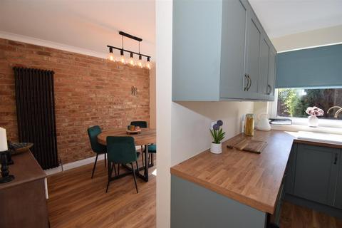 3 bedroom semi-detached house for sale, Allendale Drive, South Shields