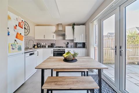 2 bedroom semi-detached house for sale, Long Meadow, Launceston