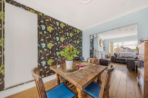 3 bedroom semi-detached house for sale, Coombfield Drive, Dartford
