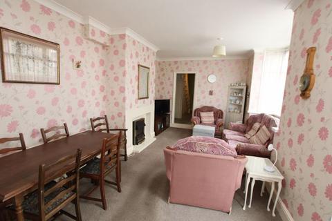 4 bedroom end of terrace house for sale, BRERETON AVENUE, CLEETHORPES