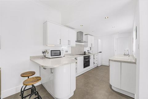 86 Standard Road, Bexleyheath, DA6 8DR