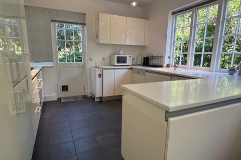 4 bedroom detached house for sale, Hampstead Way, Hampstead Garden Suburb, NW11