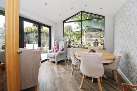 3 bedroom semi-detached house for sale, Garden Crescent, Pelsall, WS3 4NQ