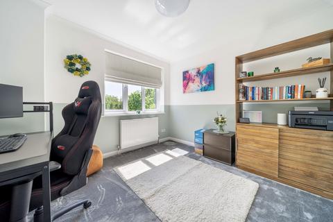 65 Hilley Field Lane, Fetcham, Leatherhead, KT22 9UP