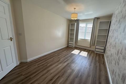 2 bedroom ground floor flat for sale, Parkhouse Grove, Aldridge, Walsall, WS9 0AZ