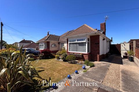 2 bedroom bungalow for sale, Chelmsford Road, Holland-on-Sea, Clacton-on-Sea, Essex, CO15