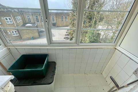 11, Hurst Lodge Stanley Avenue, Wembley, HA0 4JG