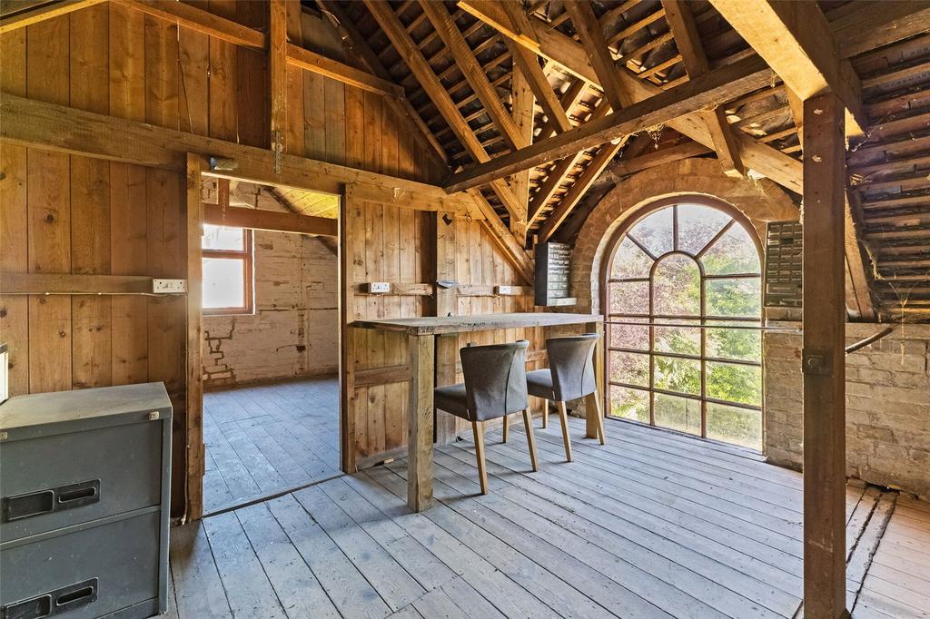 Outbuilding