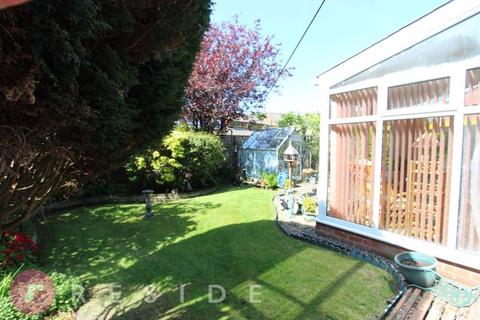 4 bedroom detached house for sale, Clayfield Drive, Rochdale OL11